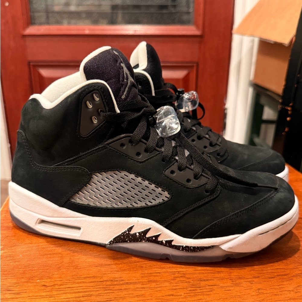 Jordan 5 Retro Oreo 2013 136027-035 Used 9.5